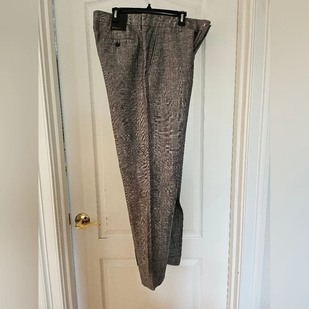 Banana Republic Men's Gray Pin Striped Pants W Hint Of Blues NWT 36/32